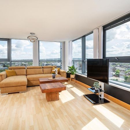Large Central Penthouse In Leeds ลีดส์ ภายนอก รูปภาพ